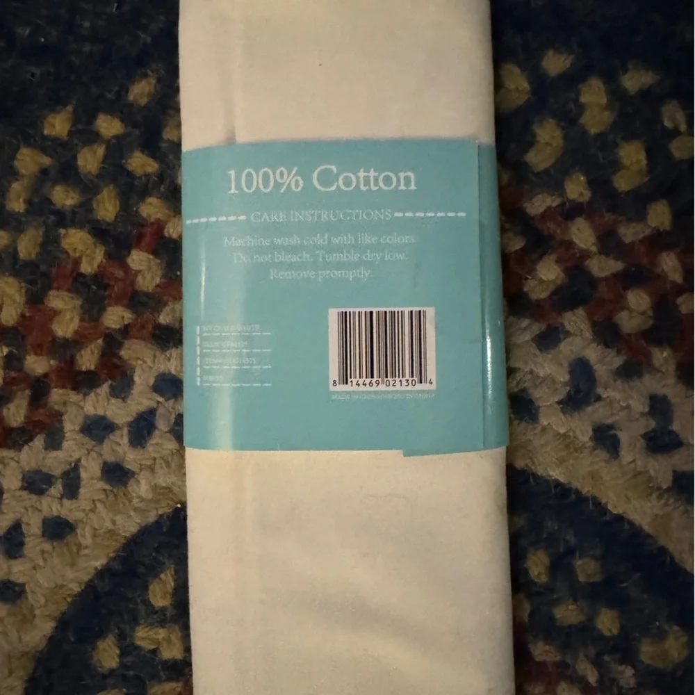 Waverly Inspirations White Cotton Fabric - Picture 2 of 5